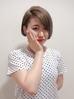 林 由姫<br />
<Hayashi Yuki>